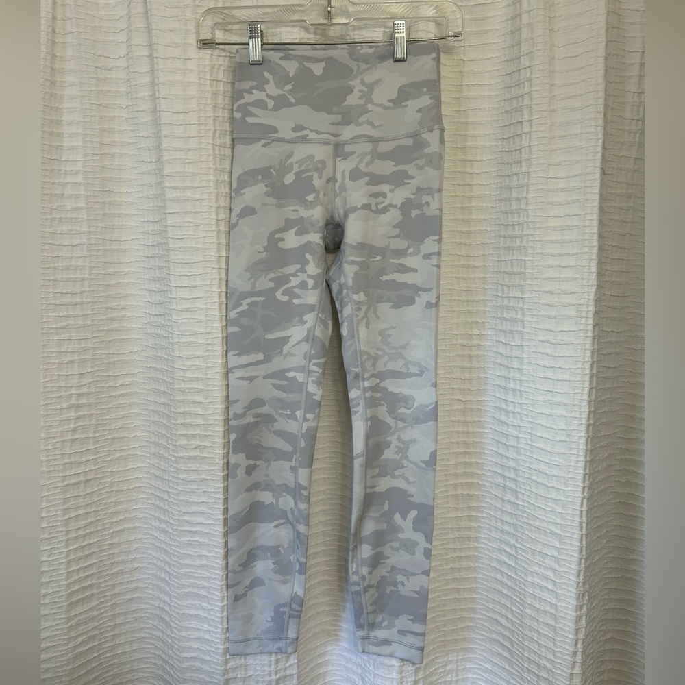 Lululemon alpine camo wunder unders